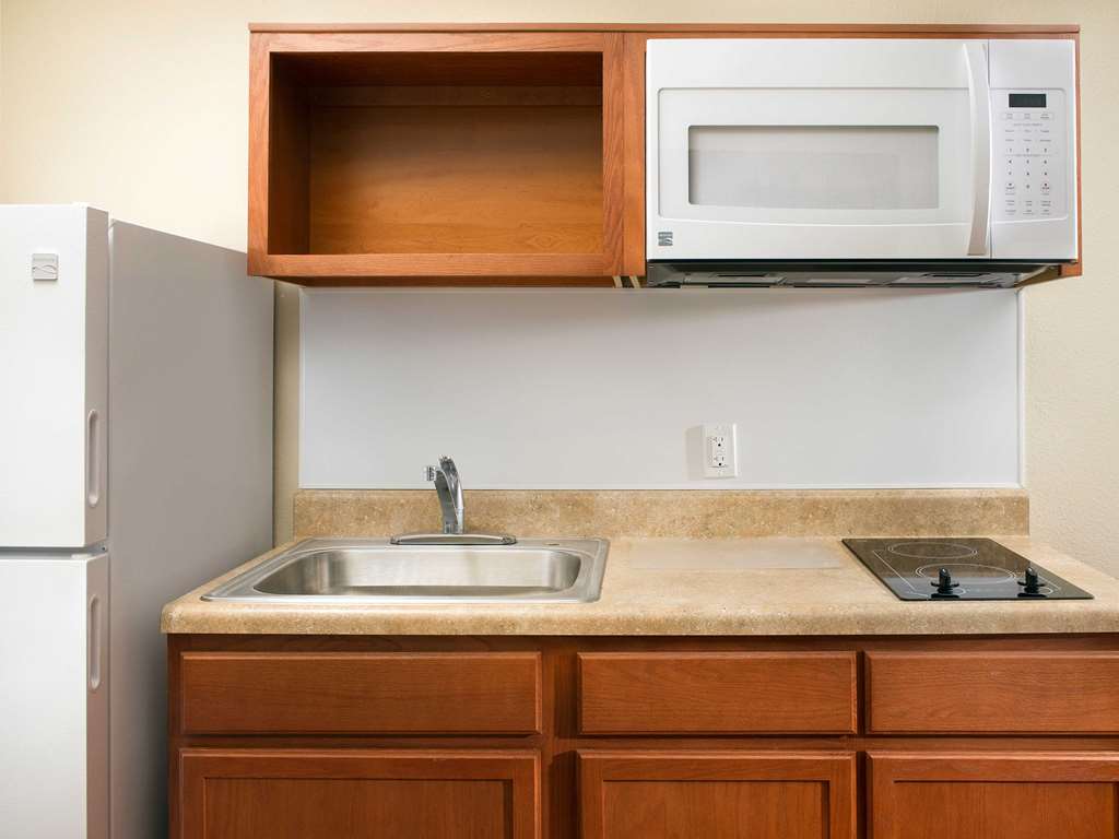 Woodspring Des Moines Pleasant Hill