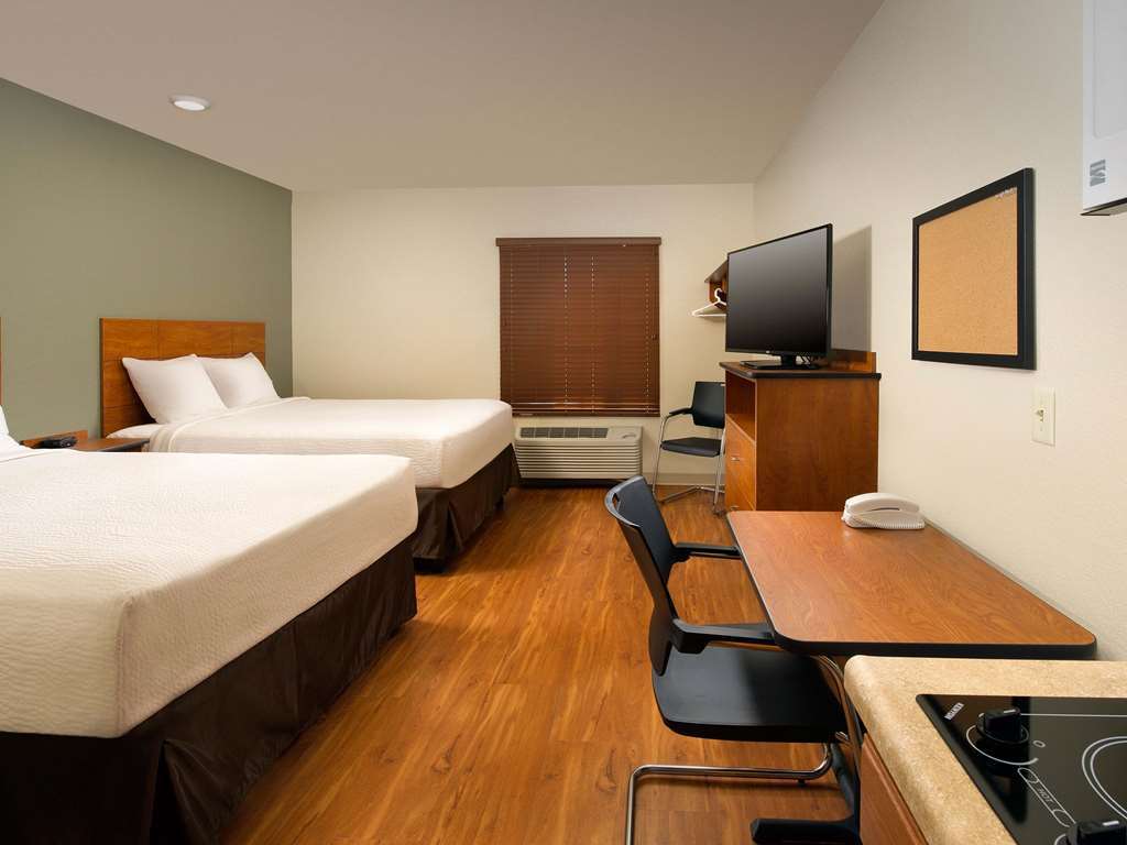 Woodspring Des Moines Pleasant Hill