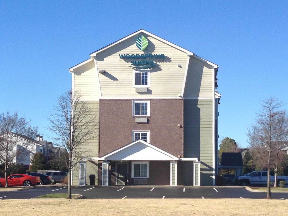 Woodspring Des Moines Hotel 2*